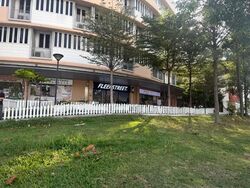Icon@changi (D14), Shop House #625965621